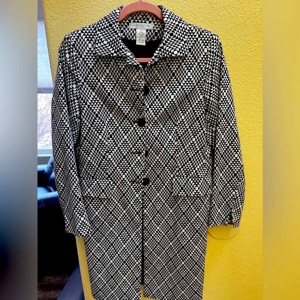 Women's Lightweight Coat SZ 6 Black White Geometric Fully Lined Jacket/coat - Picture 2 of 8